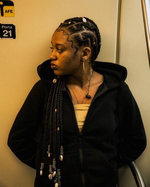 The Allure of Simple Elegance in Minimalist Jewelry