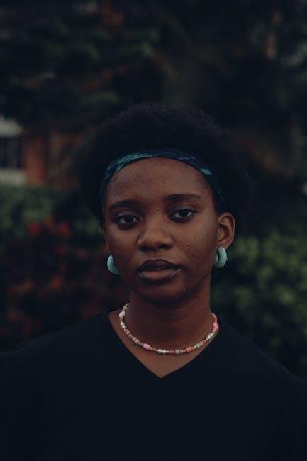 The Bold‍ Return of Statement Drop Earrings