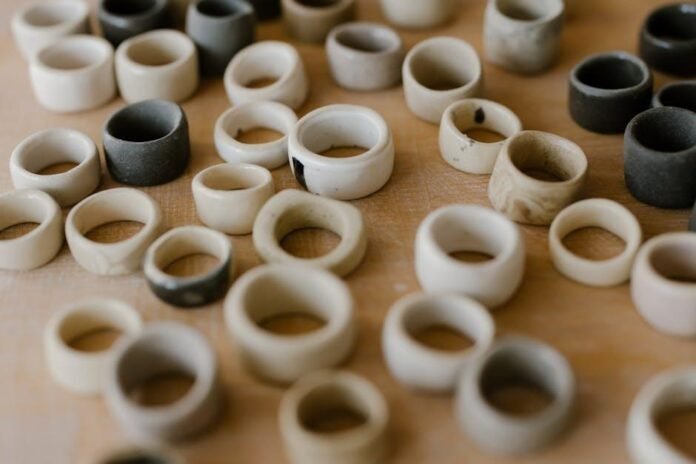 Minimalist Rings Are Having a Major Moment