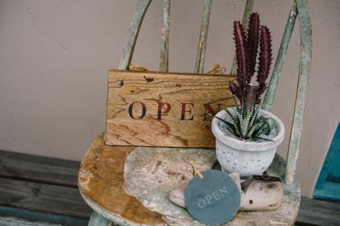 Must-Know Etsy Shops for Chic Handmade Jewelry